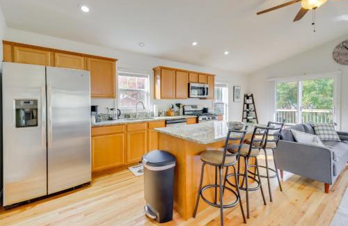 Warrenton House | Warrenton Gem Walk to Downtown!
