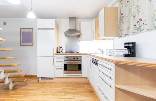 Old Town Apartment | Warsaw Concierge Podwale