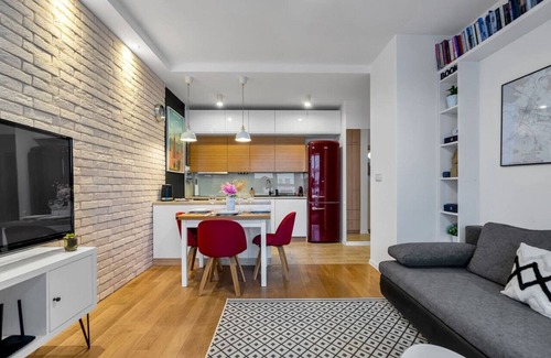 Powazki Apartment | Warsaw Wola - Parking & Balcony - by Rentujemy