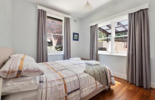 Hobart Central Business District House | Warwick St Retreat! 3 Bedroom House With Parking