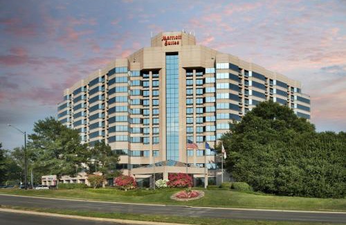 Herndon Hotel | Washington Dulles Marriott Suites