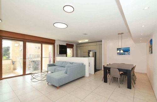 Mamilla Apartment | Washington XII - Three Bedroom Apartment, Sleeps 7