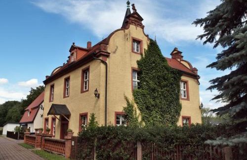 Podelwitz House | Wasserschloss Podelwitz