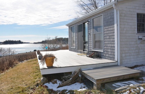 Spruce Head Cottage | Watch the sun rise without getting out of bed!