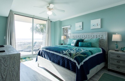 Fort Walton Beach Condo | 🦩Watch The Waves & Feel The Breeze ~ Waterscape B201 ~ Beach Service🦩