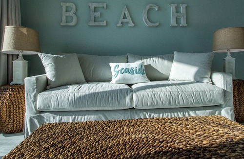 Fort Walton Beach Condo | 🦩Watch The Waves & Feel The Breeze ~ Waterscape B201 ~ Beach Service🦩