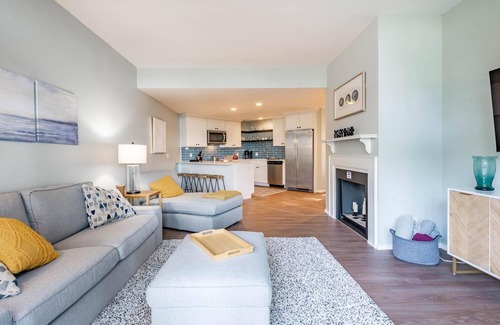 Birch Bay Condo | Water Front, indoor pool, sunsets, soaking hot tub, central location, JL111