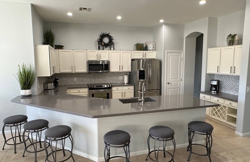 Ocotillo House | Water/Golf Course Backyard | Heated Pool Included in Price | Modern 3 bedroom