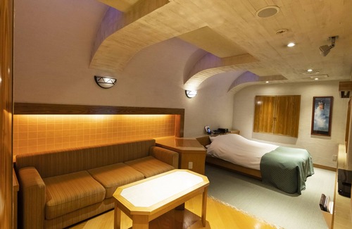 Midori Ward Hotel | Water Hotel Cy - Adults Only