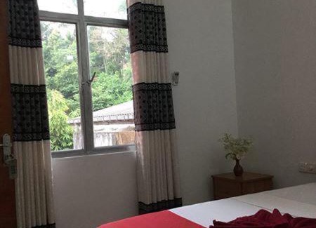 Aluthgama Hotel | Water Lily