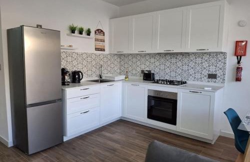 Xlendi Apartment | Water Lily Oasis Courtyard - 5min Walk to Beach