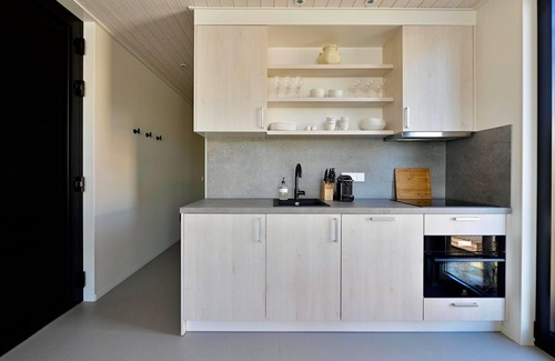 Zeewolde House | Water Lodge in Netherlands with Terrace Access