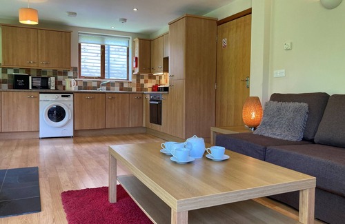 Mottistone Ski Chalet | Water Mill Vacations, Badgers Oak