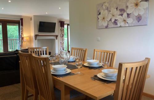 Mottistone House | Water Mill Vacations Goldfinch - Pet Friendly