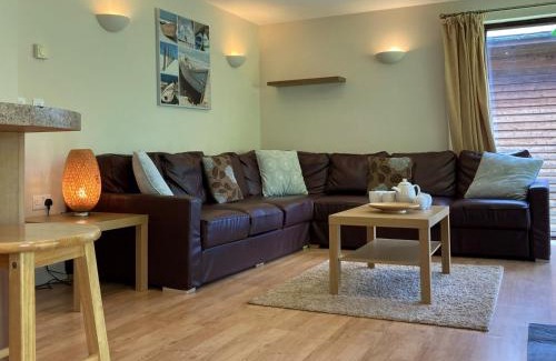 Mottistone House | Water Mill Vacations Kingfisher