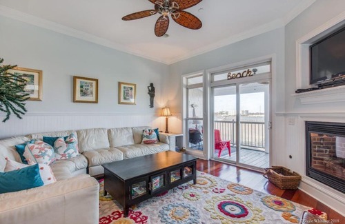 Waters Edge House | Water's Edge 088 - My Blue Heaven Home