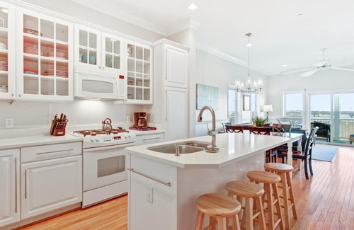 Waters Edge House | Water's Edge 110