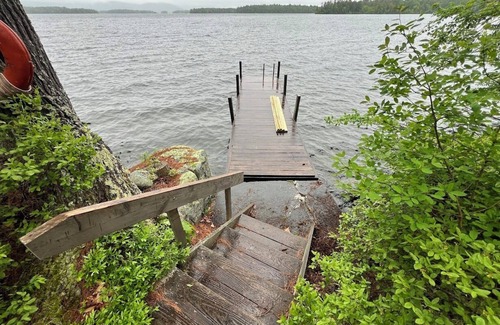 Holderness Cottage | Water's Edge Cottage with gorgeous lake views