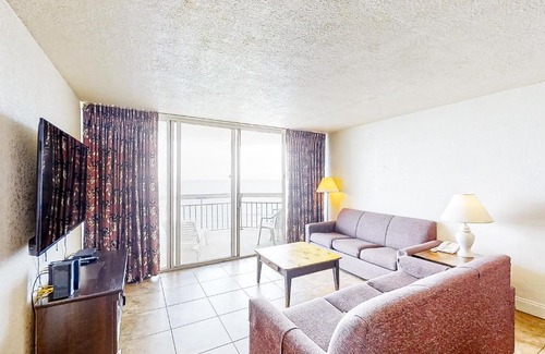 Garden City Apartment | Water's Edge Resort 1002