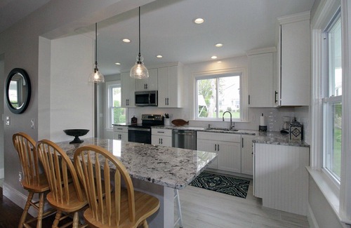Newport House | Water View 6-Bedroom Colonial, Hedgegate of Newport, nPerfect for Large Groupsn