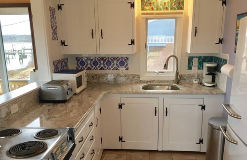 Narragansett Cottage | Water view, Beachfront Sandy Beach Vacation Property