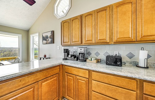 Albany House | Water-View Deck: Home on Dale Hollow Lake