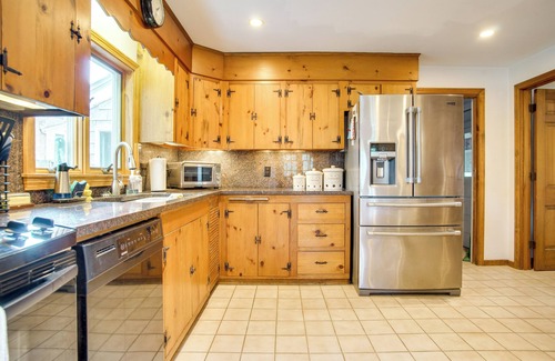 Mashpee House | Water-View Duplex w/Sunroom & Decks in Mashpee!