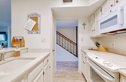Harbor Oaks House | Water-view townhouse with boat slip, shared pools, near beaches