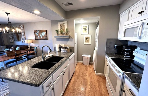 Table Rock Condo | Water View-Walk In condo within Pointe Royale Golf Resort