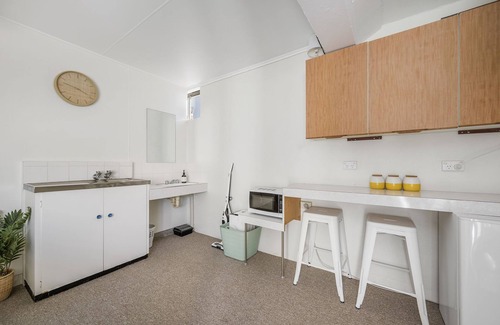 Crescent Head House | WATER VIEWS ACROSS THE FAIRWAY