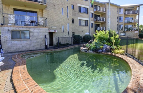 Bellara Apartment | Water Views at Marbrin Lodge