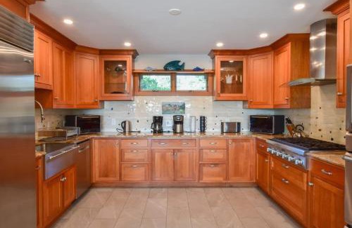 Wellfleet House | Water Views Heated Pool & Hot Tub