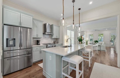 Watercolor House | Watercolor House: Beach Access, & Family Fun!