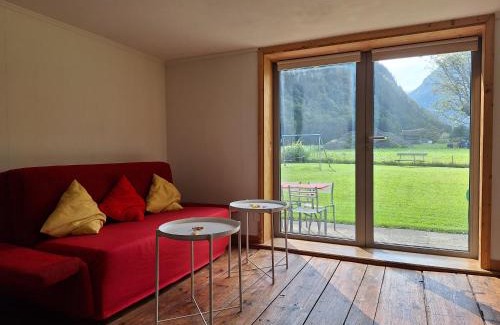 Lauterbrunnen Ski Chalet | Waterfall Chalet