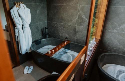 Carool Apartment | Waterfall Lodge