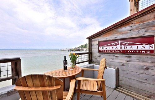 Langley Condo | Waterfront 1 bedroom condo - private deck offering spectacular views