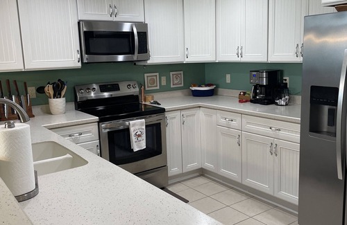Crisfield Condo | Waterfront 3 bedroom condo. Fall and oysters are here!