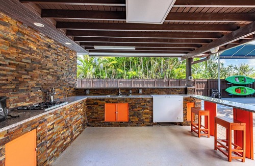 Miami Gardens House | Waterfront 3BR with Pool, Tiki Hut & Mini Golf