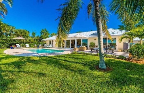 Moorings House | Waterfront 4 bdrm home w/pool, dock and beach access.