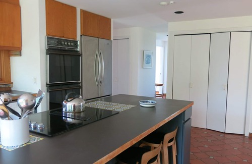 Chilmark House | Waterfront, 4-bed/4-bath Contemporary on Menemsha Pond with Private Beach & A/C