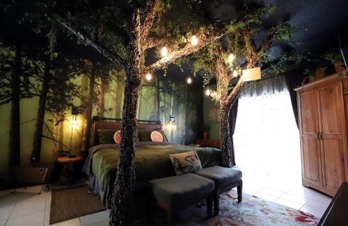Lake Berkley House | Waterfront 6-Bedroom Wizarding Villa in Lake Berkley Near Universal Studio's Harry Potter