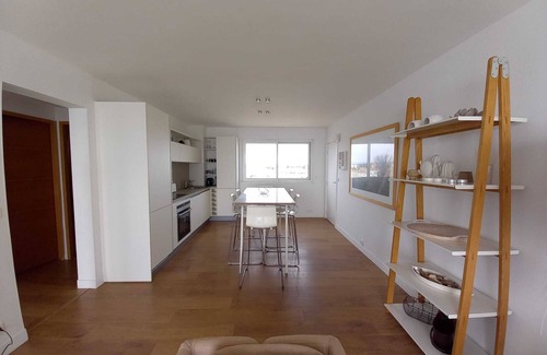 La Tamarissiere Apartment | WATERFRONT APARTMENT FACING THE SEA