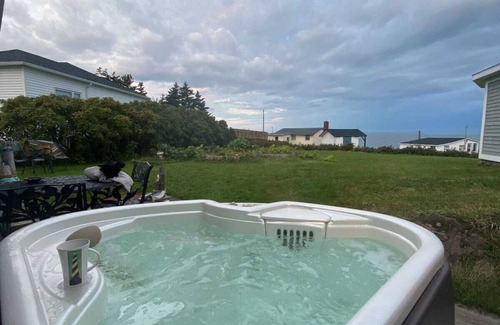 Margaretsville Apartment | Waterfront Bay of Fundy Bedroom/En-suite Oasis