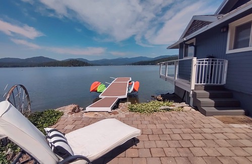 Newman Lake House | Waterfront beach cottage! Sandy beach, fish from deck, 3 kayaks, 2 standup PB