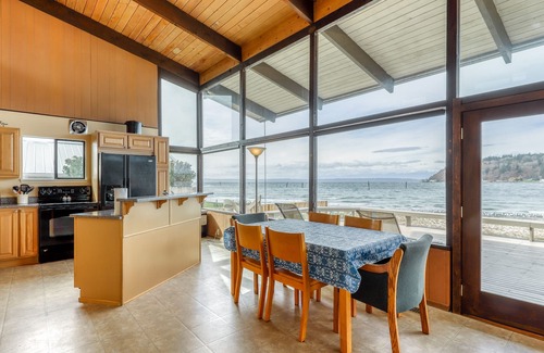 Clinton House | Waterfront beach house w/ a furnished patio & breathtaking views of the bay!