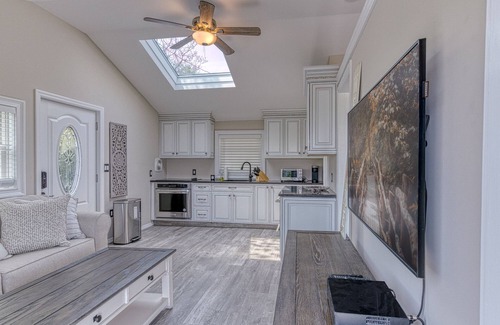 Baiting Hollow Cottage | Waterfront Beach Cottage Overlooking Long Island Sound – Baiting Hollow