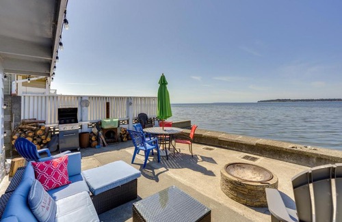 Birch Bay House | Waterfront Birch Bay Cabin Beach Access and Sunsets