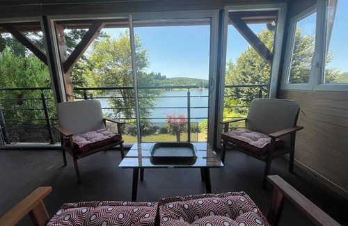 Lacapelle-Viescamp House | Waterfront cottage