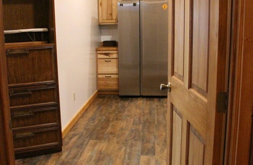 Talkeetna Cabin | Waterfront Cabin Bungalow Private & Tranquil 13 miles from downtown Talkeetna