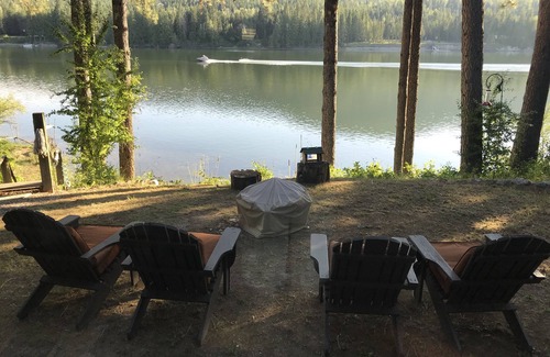 Cusick Cabin | Waterfront Cabin on the beautiful Pend Oreille River.
